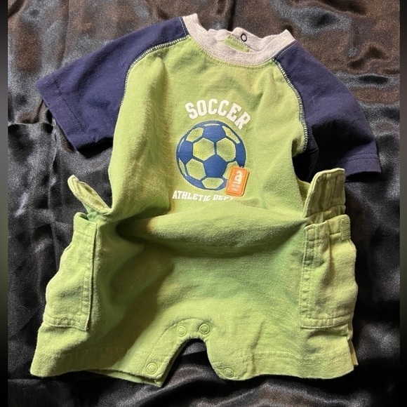 Carters Boys Romper 2 piece set Sz. 12 months - Picture 4 of 12